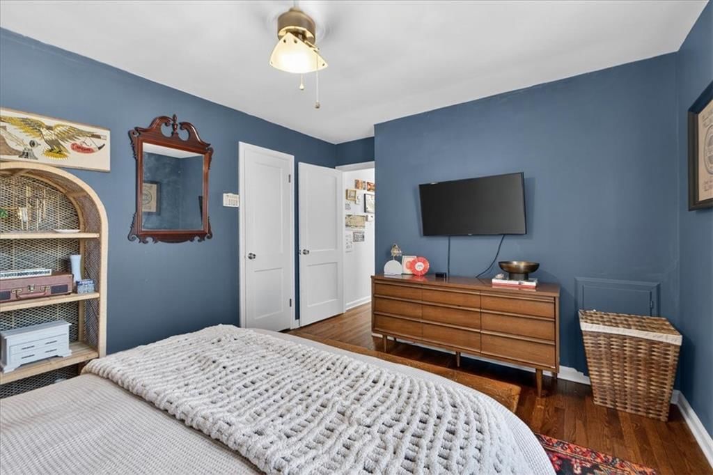 5501 Roe Avenue — photo 27