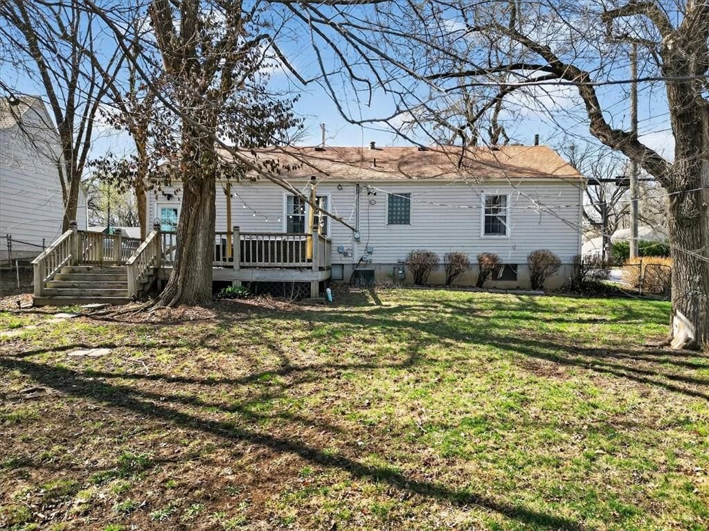 5501 Roe Avenue — photo 37