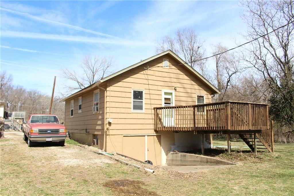 1027 Delaware Street — photo 9
