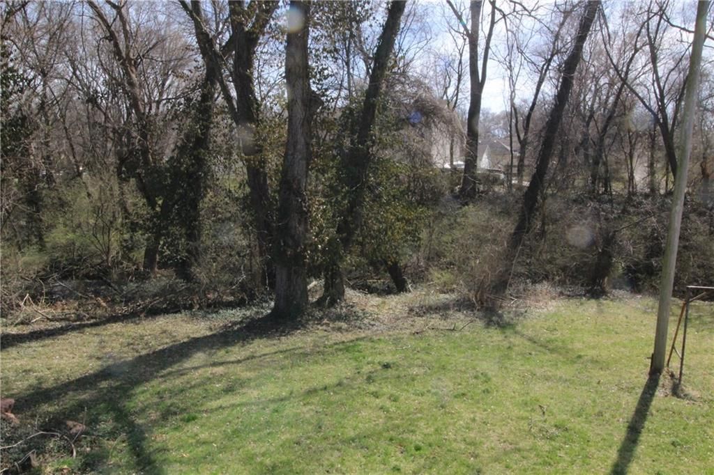 1027 Delaware Street — photo 19