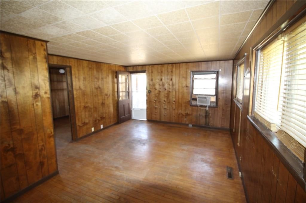 1027 Delaware Street — photo 24
