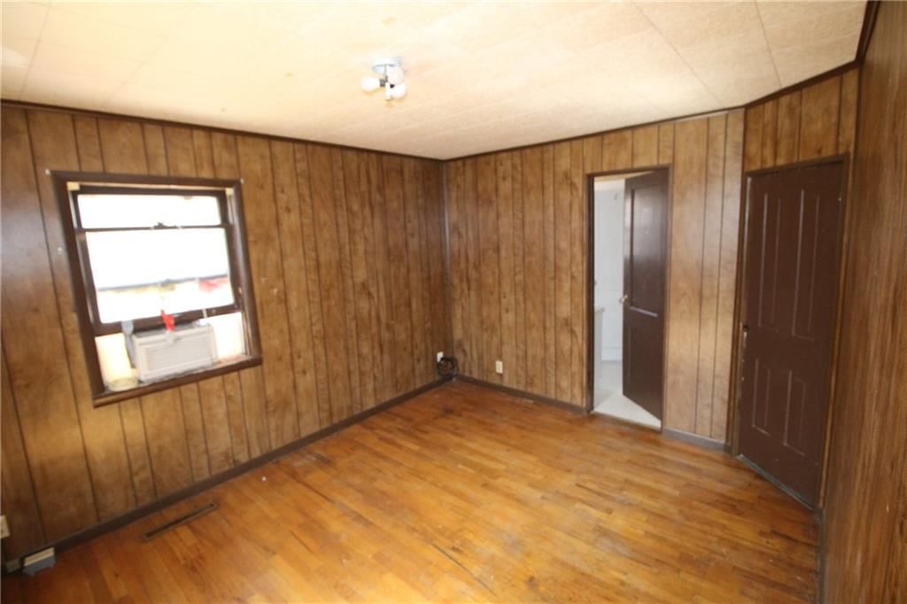 1027 Delaware Street — photo 26