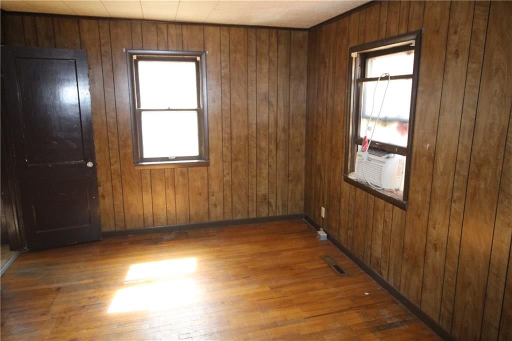 1027 Delaware Street — photo 30