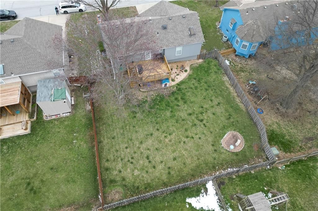 1300 NE Magnolia Street — photo 29