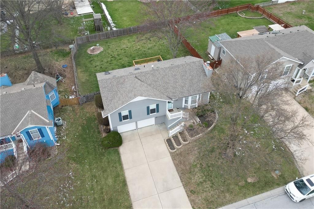 1300 NE Magnolia Street — photo 30