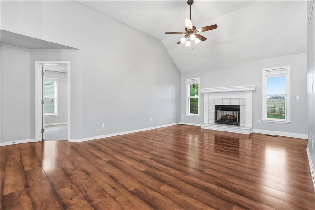 402 Shannon Avenue — photo 9