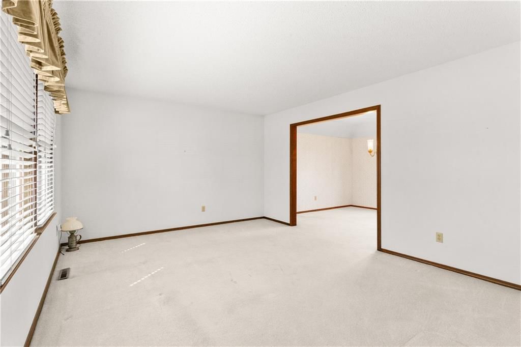 11412 E 58th Street — photo 11