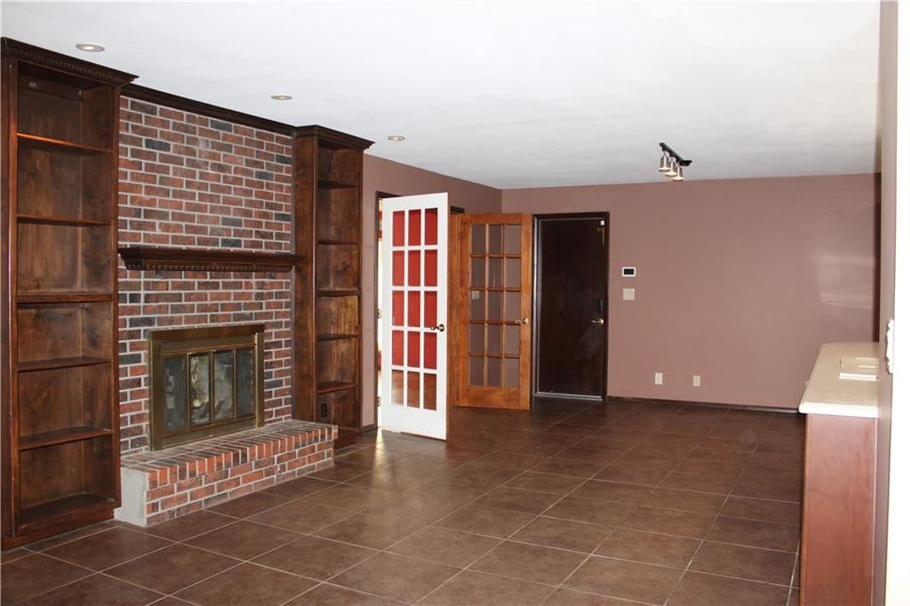 1805 Cambridge Lane — photo 5