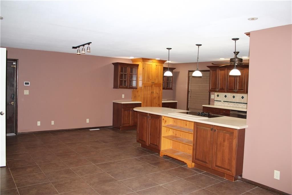 1805 Cambridge Lane — photo 6
