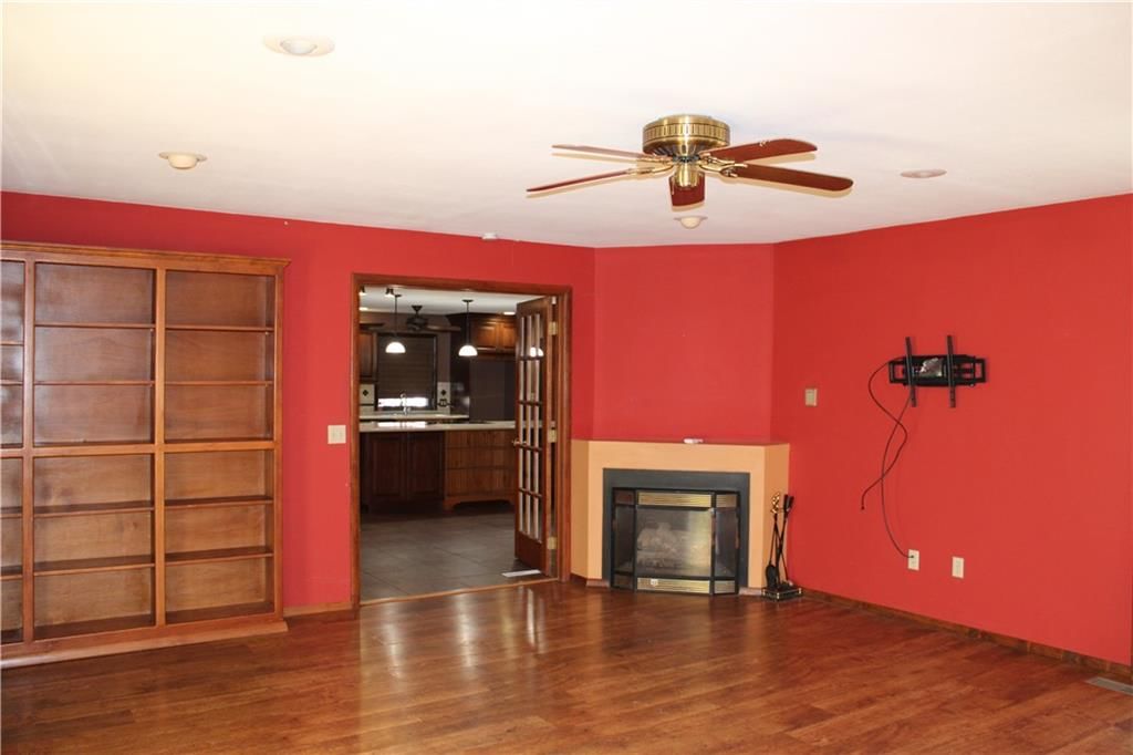 1805 Cambridge Lane — photo 9