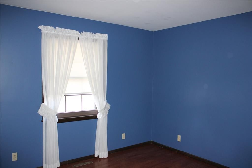 1805 Cambridge Lane — photo 15