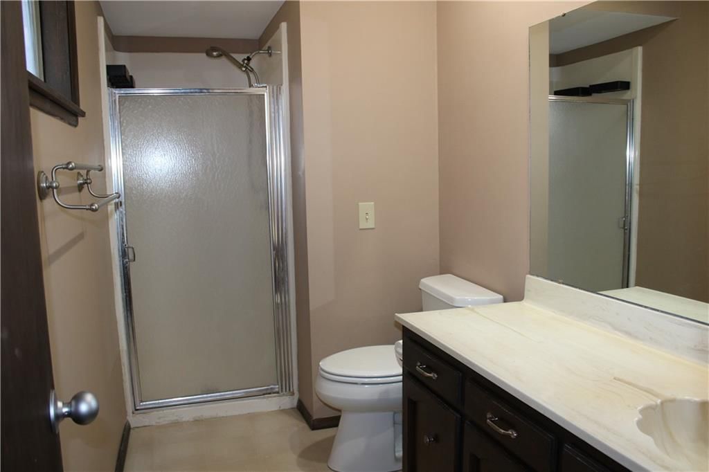 1805 Cambridge Lane — photo 19