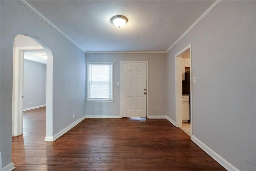 7202 Lydia Avenue — photo 4