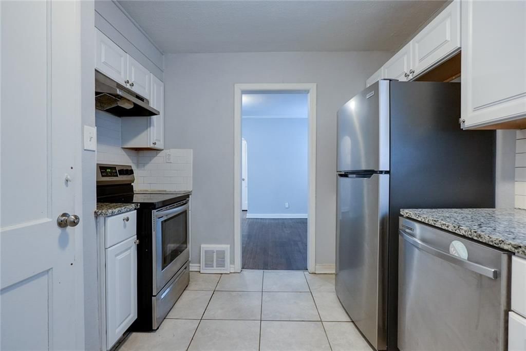 7202 Lydia Avenue — photo 7