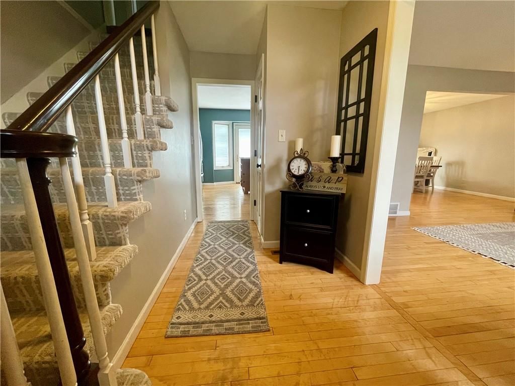 154 N SUNSET Drive — photo 7