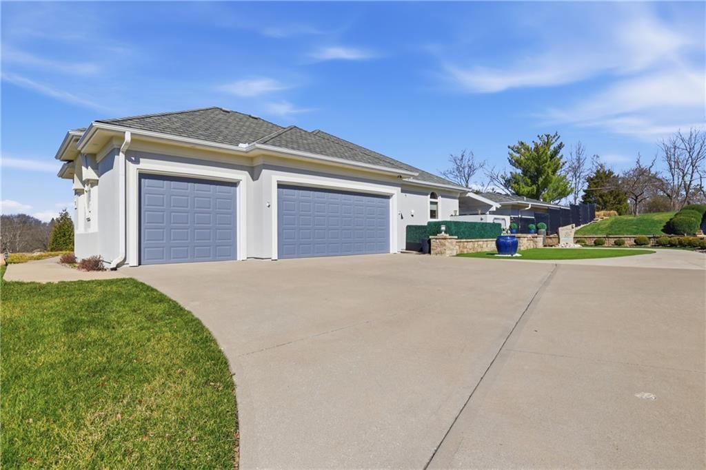 1608 NW Sunridge Drive — photo 88