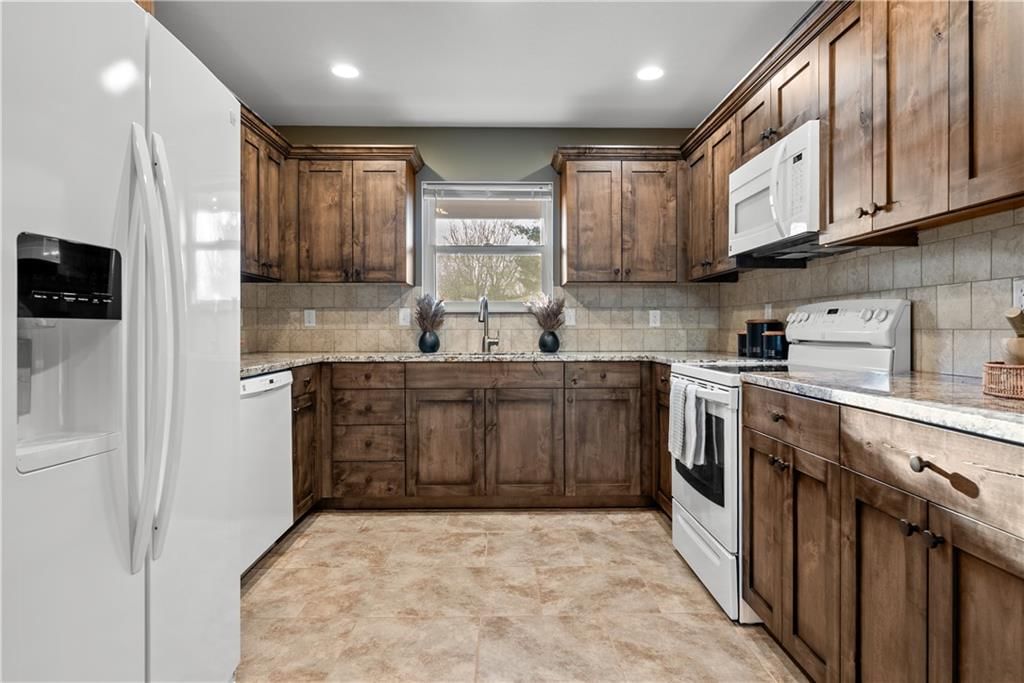 300 NW FOX HOLLOW Lane — photo 19