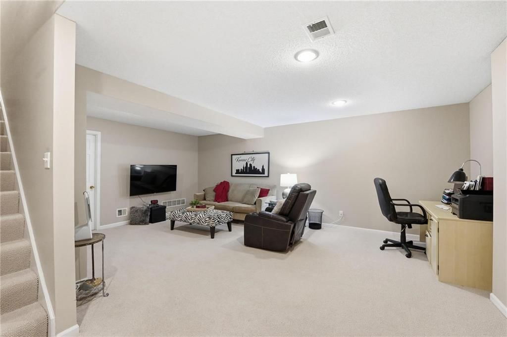 10551 Riley Street — photo 33