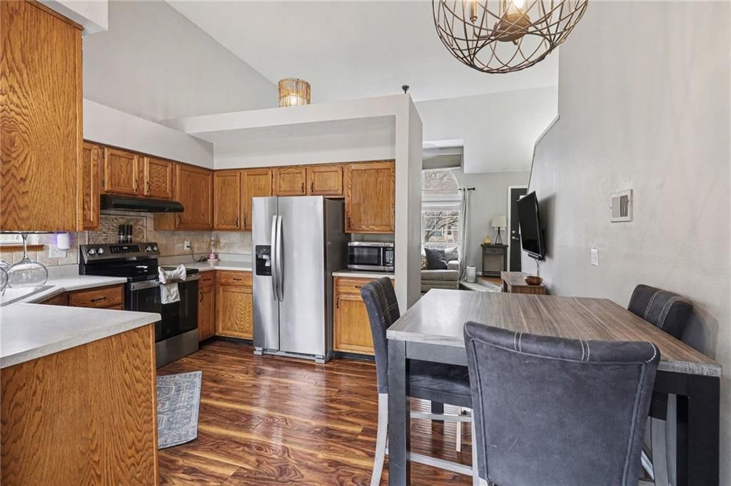 1126 E Charlotte Town Road — photo 4