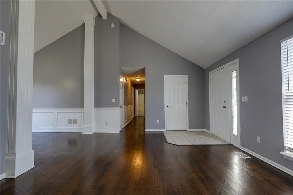 7024 N Winchester Avenue — photo 4
