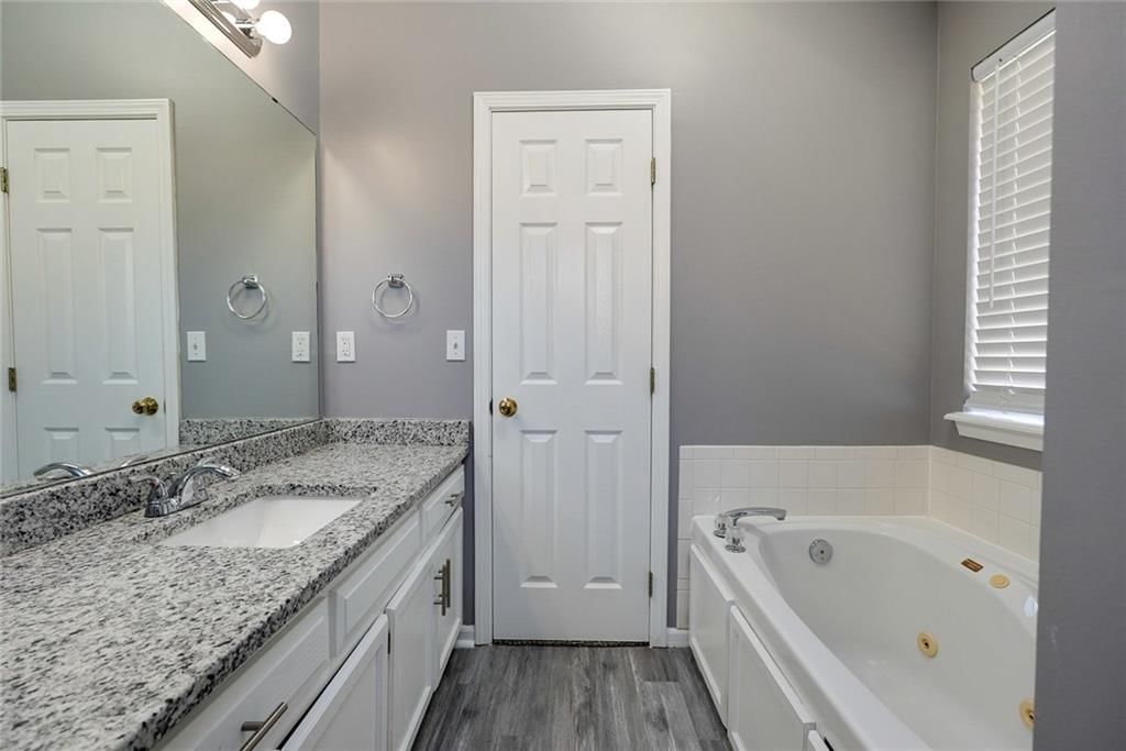 7024 N Winchester Avenue — photo 23