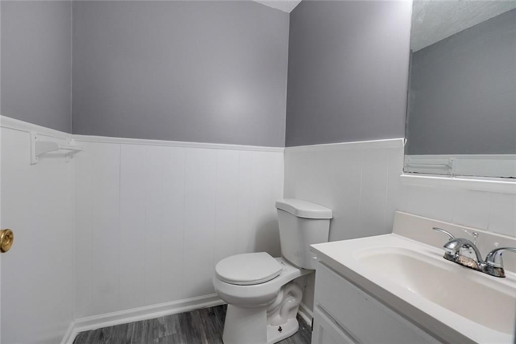 7024 N Winchester Avenue — photo 32