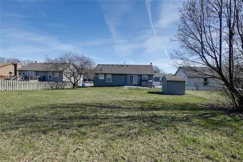 7024 N Winchester Avenue — photo 38