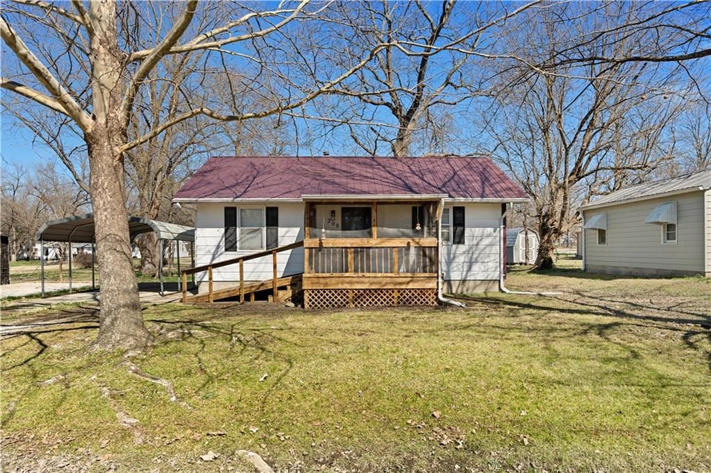208 W Park Street — photo 2