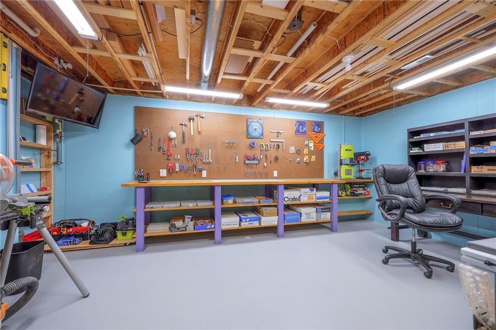 12436 LONG Street — photo 32