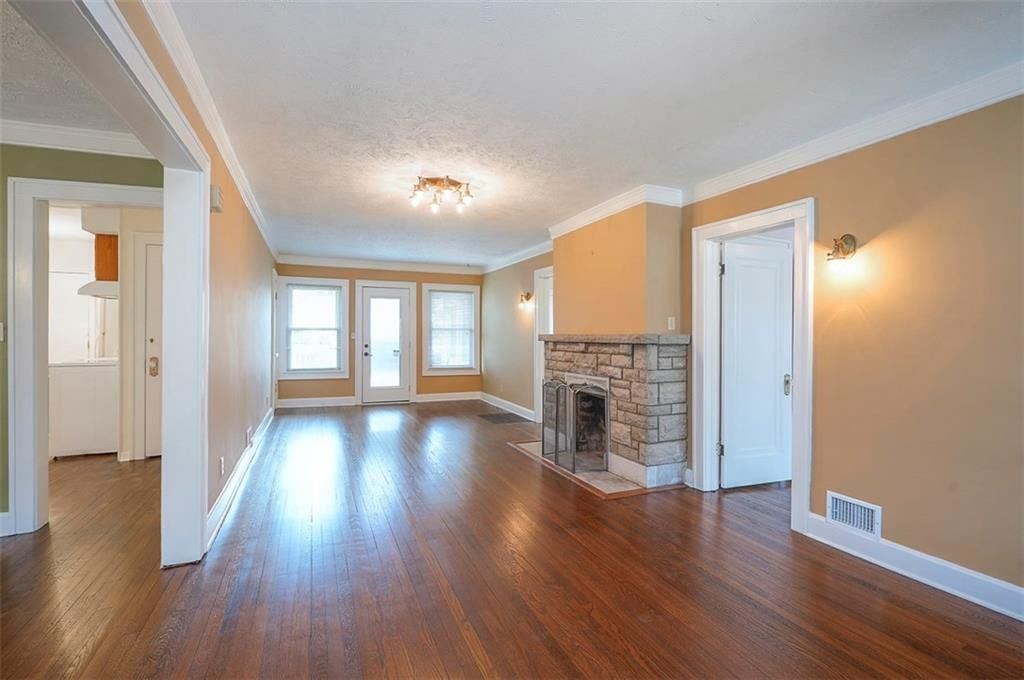 5607 Holmes Street — photo 6