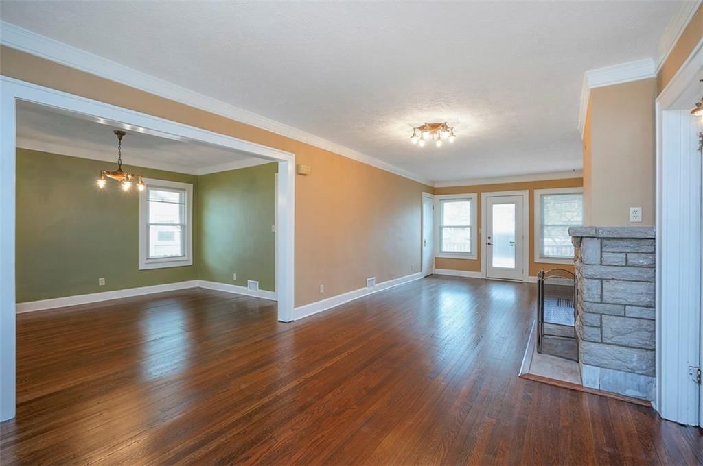 5607 Holmes Street — photo 8
