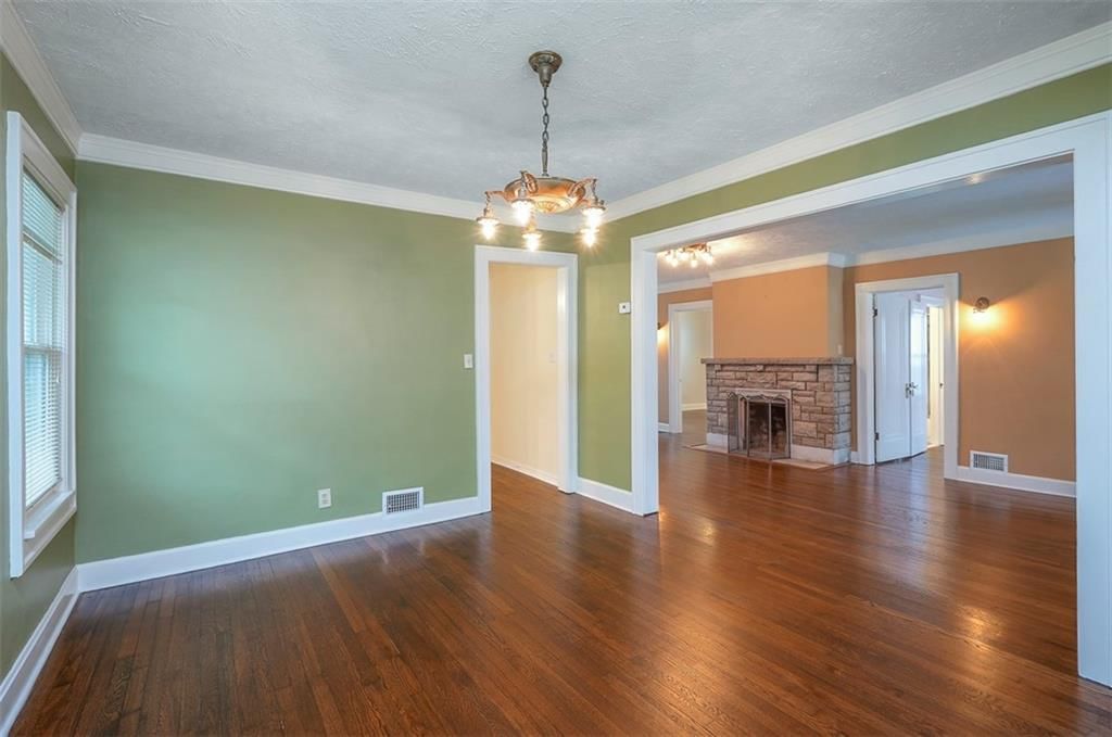 5607 Holmes Street — photo 15