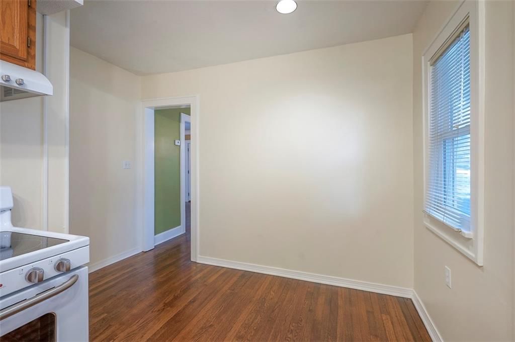 5607 Holmes Street — photo 18