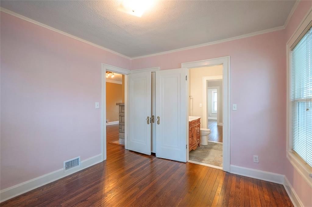 5607 Holmes Street — photo 23