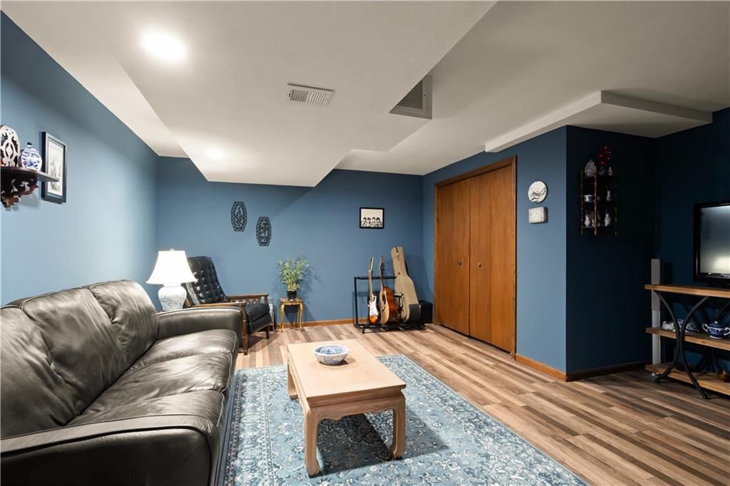 5557 Santa Fe Drive — photo 21