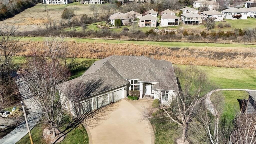 1801 Burning Tree Drive — photo 3