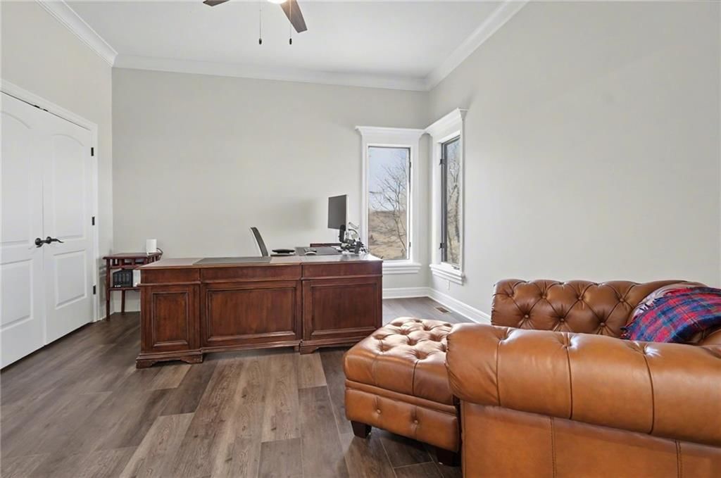 1801 Burning Tree Drive — photo 14