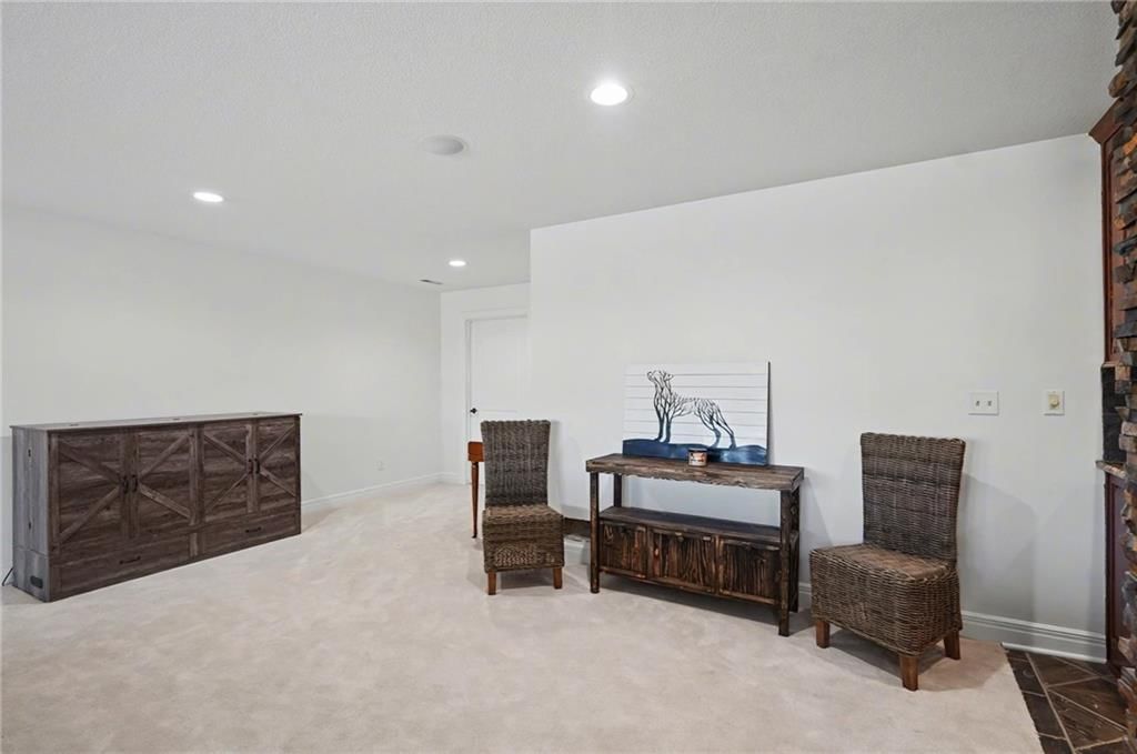 1801 Burning Tree Drive — photo 29