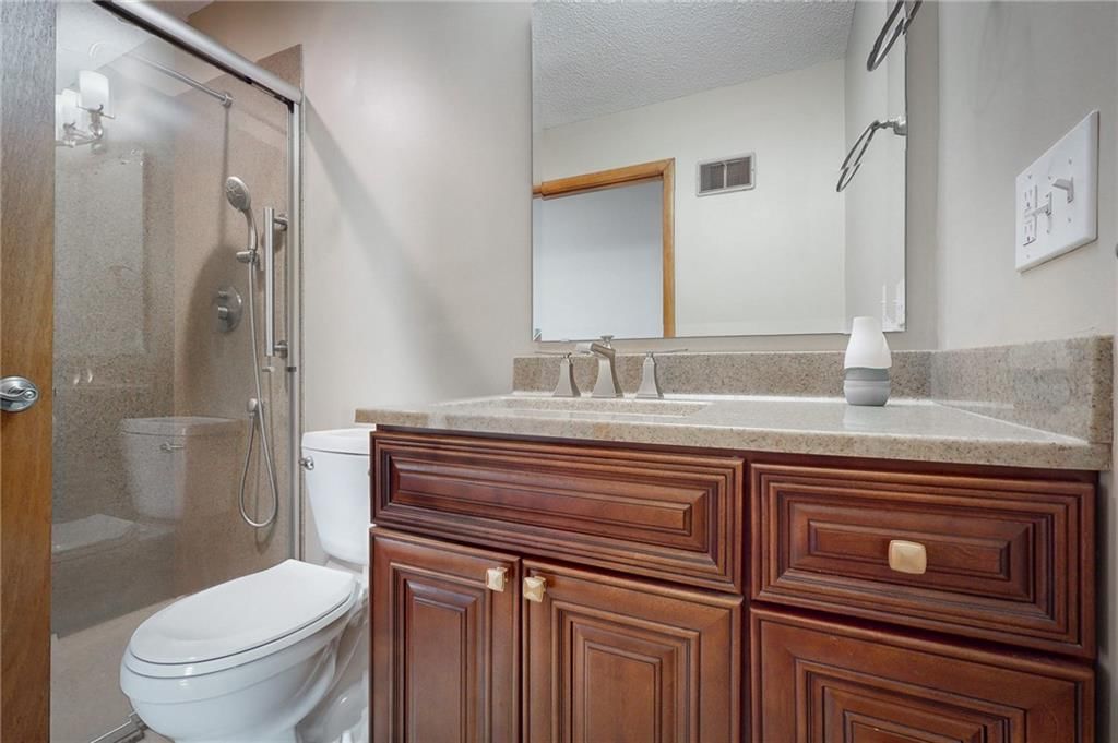 710 N Arapaho Street — photo 24