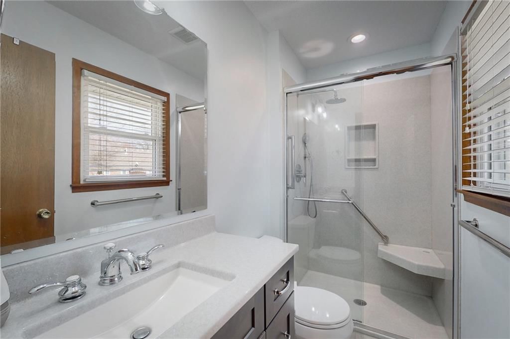 710 N Arapaho Street — photo 30