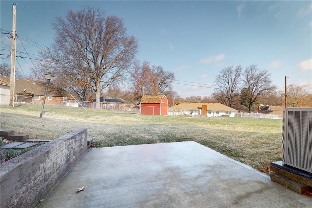 710 N Arapaho Street — photo 39