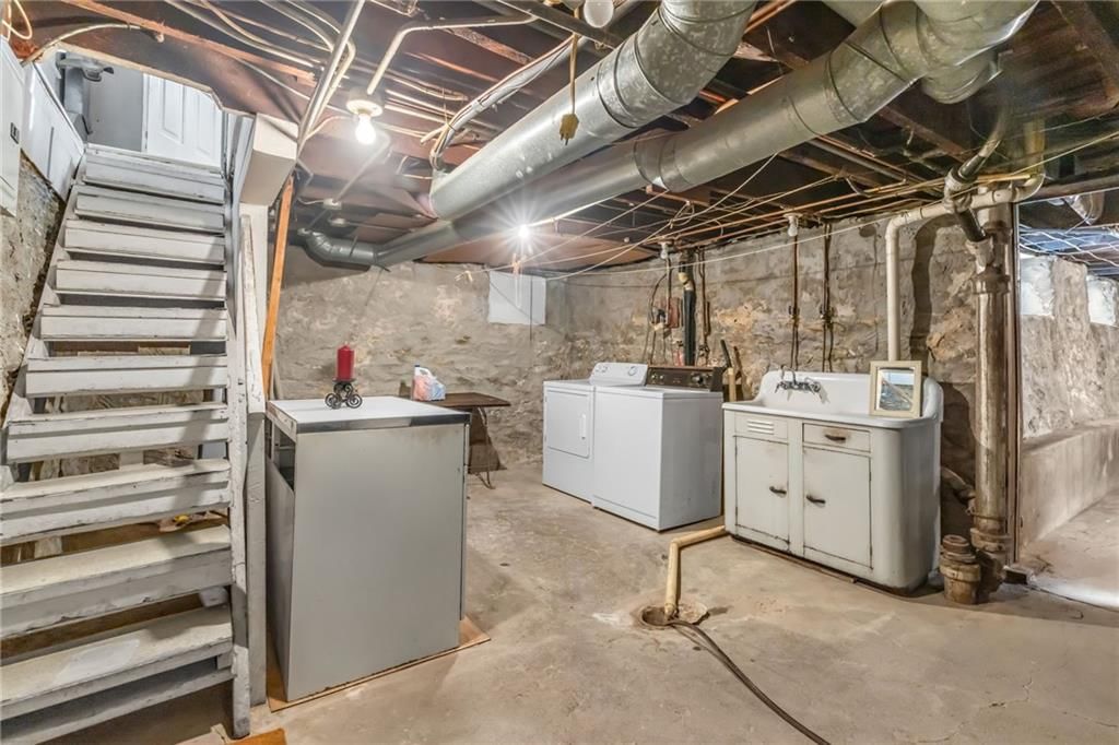 275 Orchard Street — photo 27