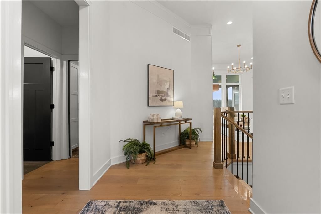 8904 N Clarion Avenue — photo 5