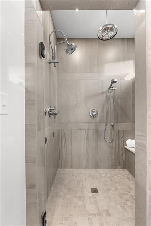 8904 N Clarion Avenue — photo 35