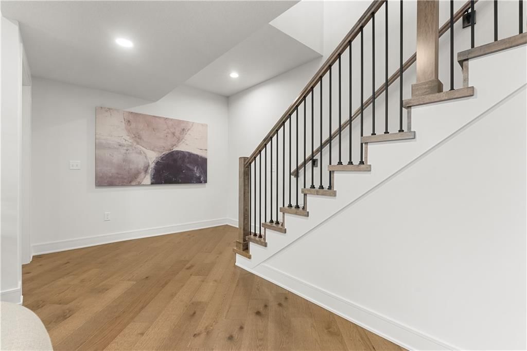8904 N Clarion Avenue — photo 45