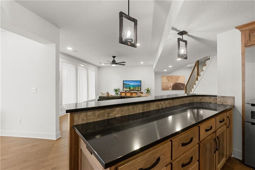 8904 N Clarion Avenue — photo 52