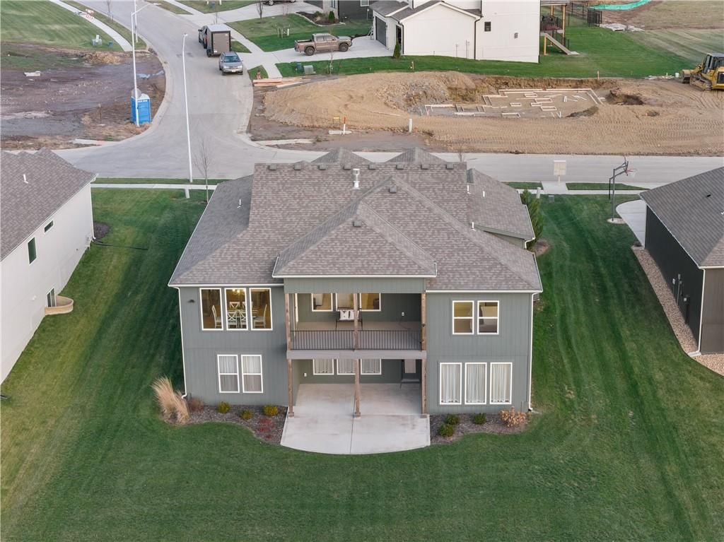 8904 N Clarion Avenue — photo 67