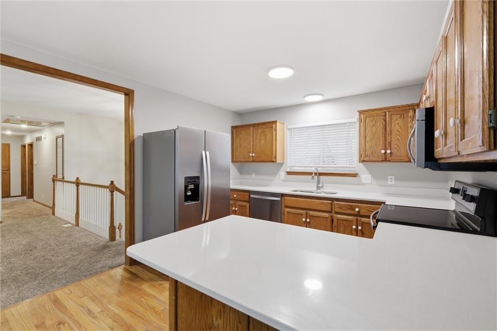 204 E 22nd Street — photo 12