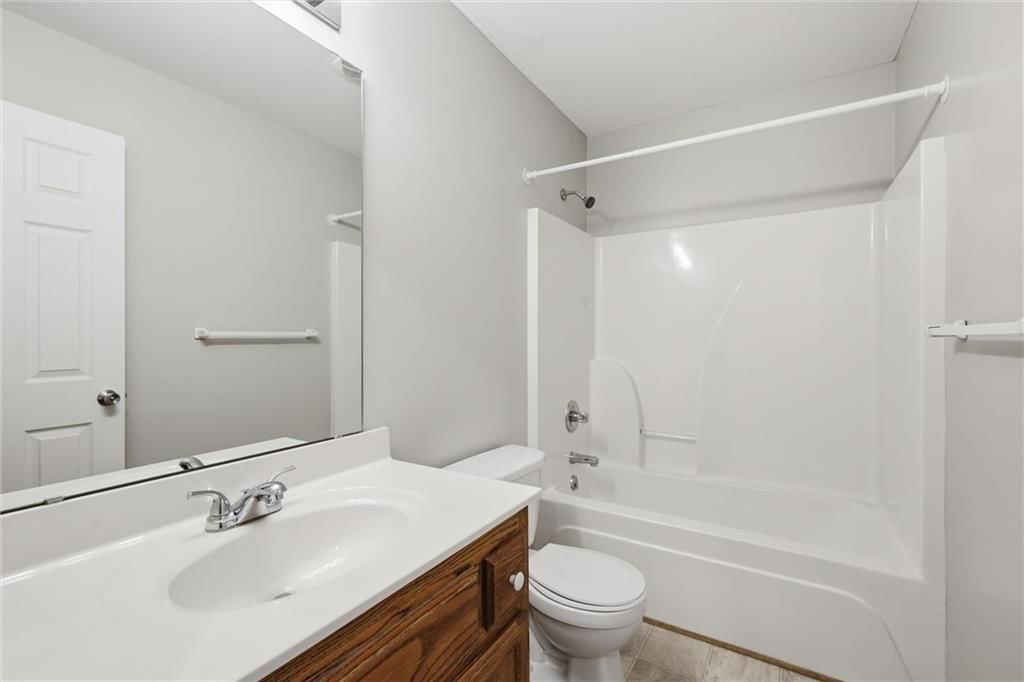 204 E 22nd Street — photo 19
