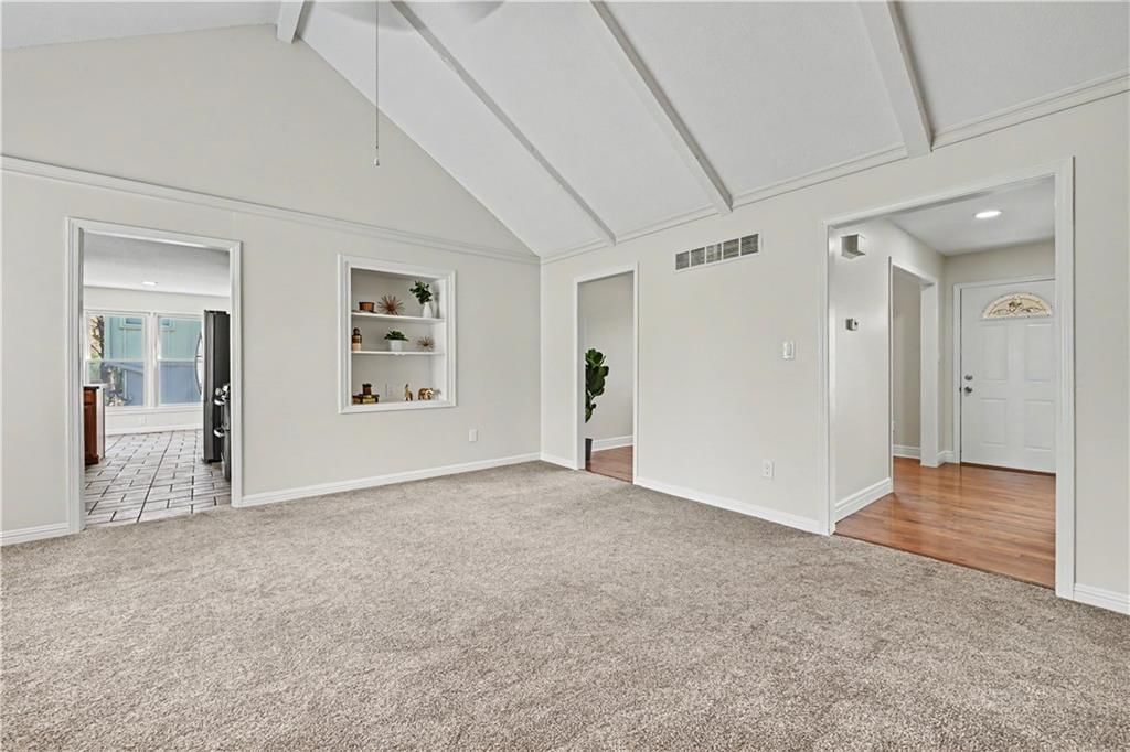 14720 W 90th Street — photo 8